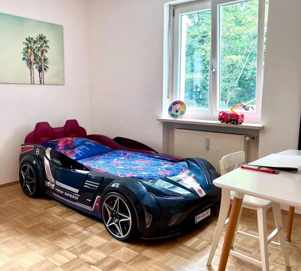 Large Munich House With 4 Bedrooms In A Quiet And Greened Villa Area Near Mnichov