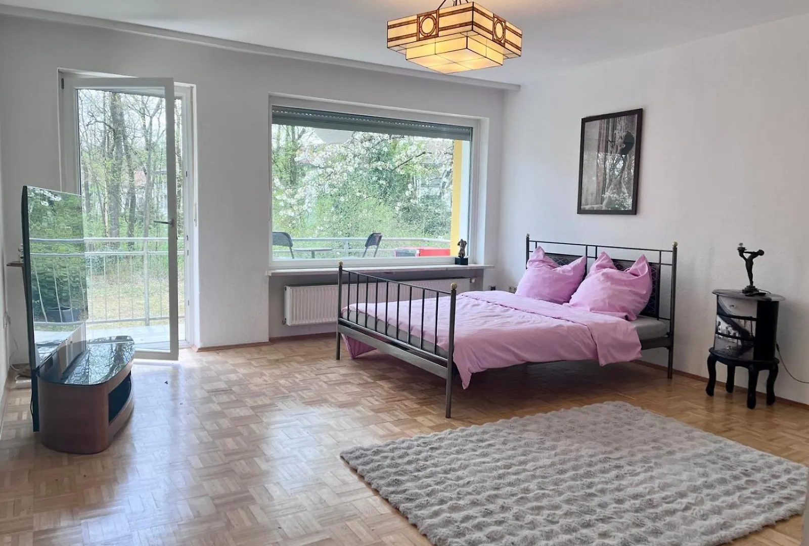 Large Munich House With 4 Bedrooms In A Quiet And Greened Villa Area Near Munich 0*,