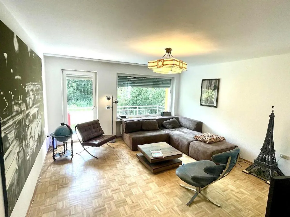 Large Munich House With 4 Bedrooms In A Quiet And Greened Villa Area Near Munich 0*,